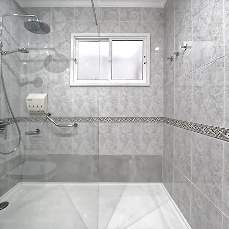 Hc Luxe * Vecindario (Gran Canaria)